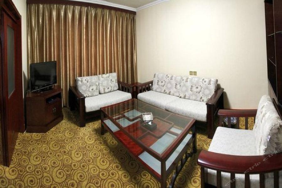 Lanzhou Hualian Hotel Exterior photo