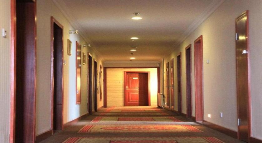 Lanzhou Hualian Hotel Exterior photo